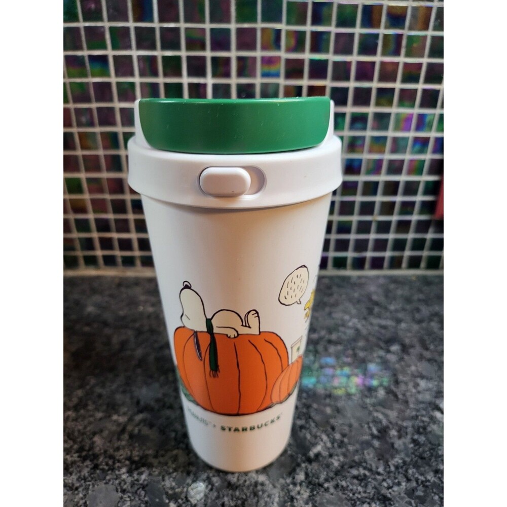 NEW LIMITED EDITION Starbucks Peanuts Snoopy & Woodstock Reusable Locking Mug